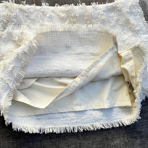 H&M Skirt - Picture 4 of 6